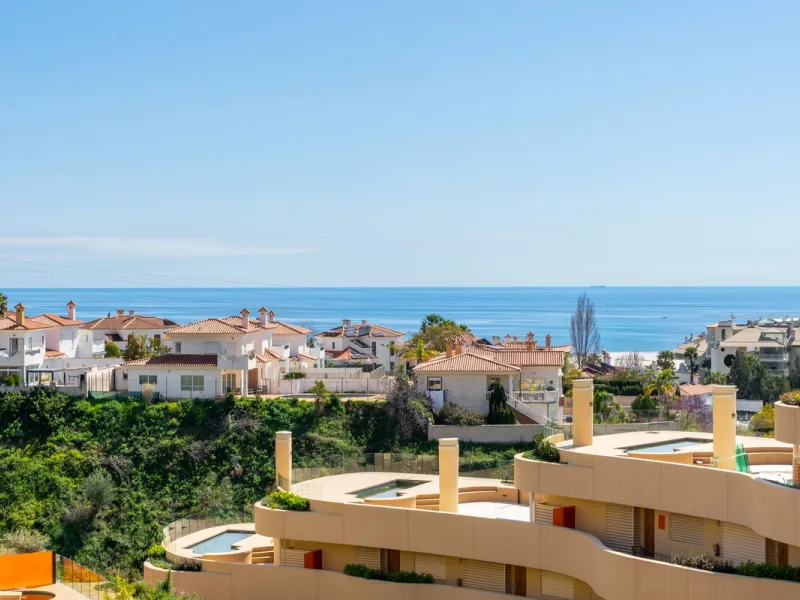Apartment - Penthouse в продаже в Fuengirola, Málaga. В доме 3 спален и 2 ванных комнат. Площадь дома 114 м²