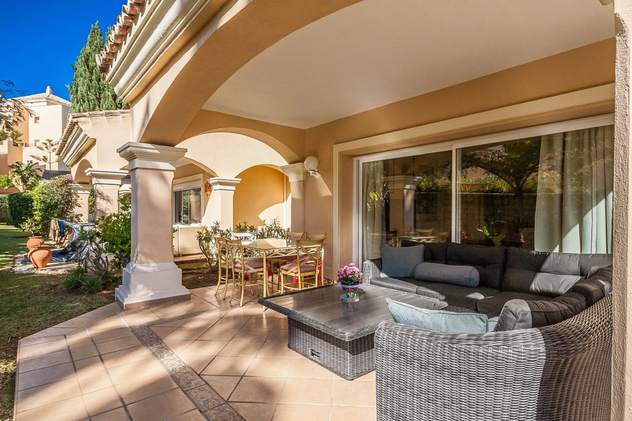 Discover your dream retreat in this stunning garden apartment, ideally situated just a short stroll from vibrant shops and the pristine beach. Nestled within a fully gated community, residents enjoy access to four sparkling swimming pools and lush tropica