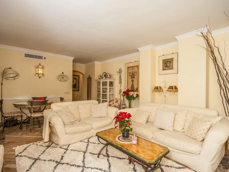 Discover your dream retreat in this stunning garden apartment, ideally situated just a short stroll from vibrant shops and the pristine beach. Nestled within a fully gated community, residents enjoy access to four sparkling swimming pools and lush tropica