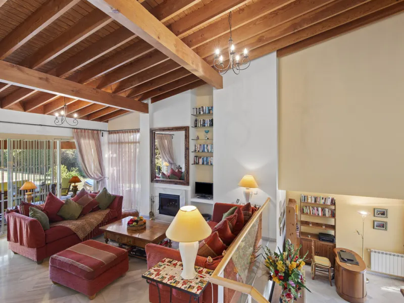 This beautifully presented villa is set within a small, secure gated community, offering privacy, peace of mind, and a wonderful sense of exclusivity. Boasting beautiful sea and golf views, the property enjoys a tranquil setting while remaining convenient