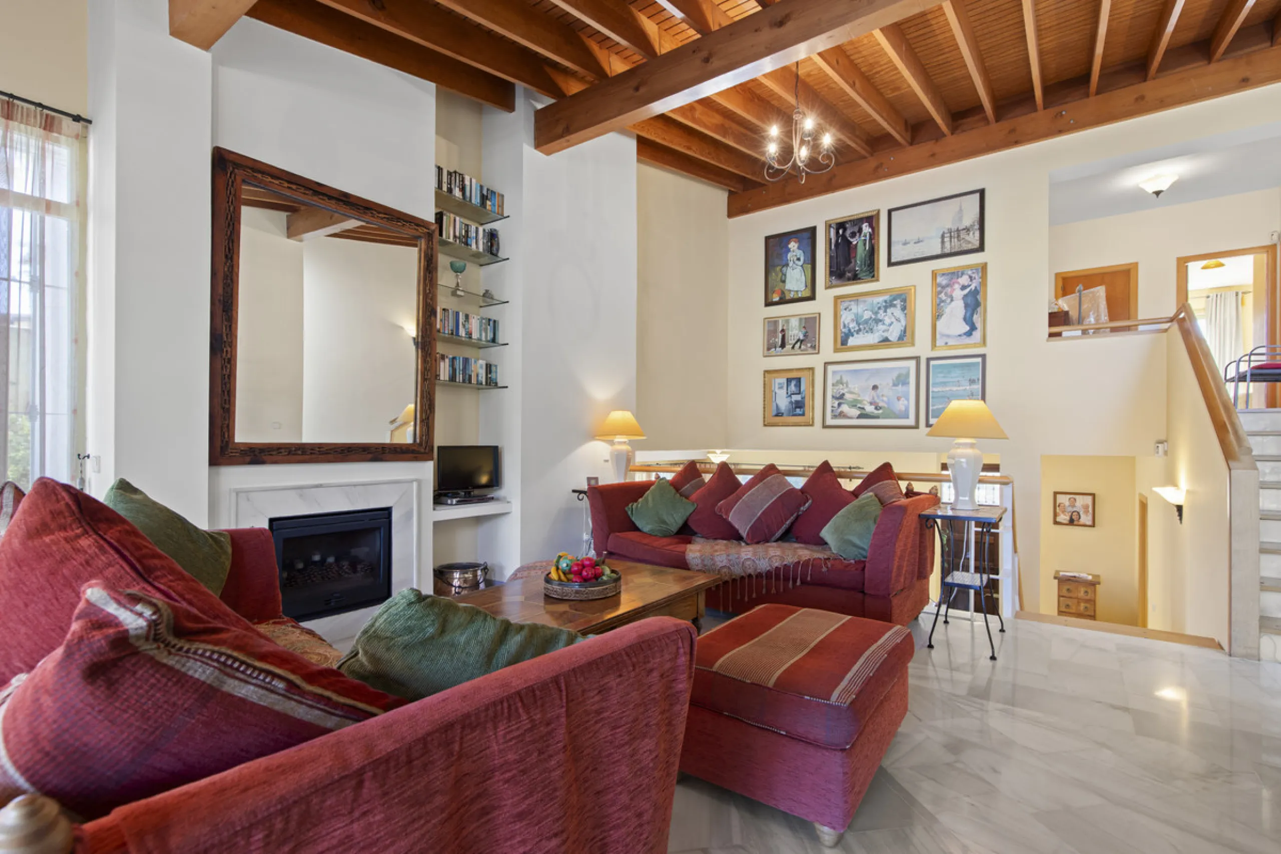 This beautifully presented villa is set within a small, secure gated community, offering privacy, peace of mind, and a wonderful sense of exclusivity. Boasting beautiful sea and golf views, the property enjoys a tranquil setting while remaining convenient