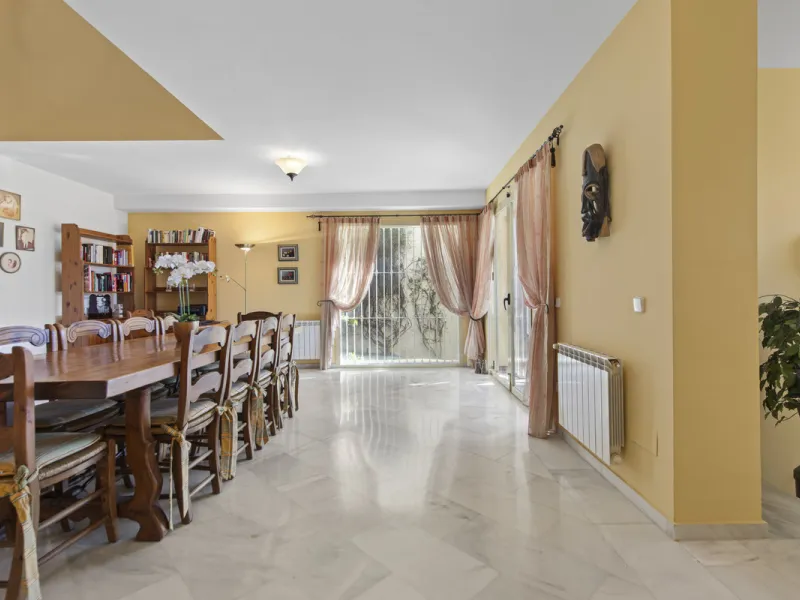 This beautifully presented villa is set within a small, secure gated community, offering privacy, peace of mind, and a wonderful sense of exclusivity. Boasting beautiful sea and golf views, the property enjoys a tranquil setting while remaining convenient