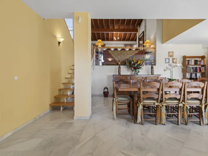 This beautifully presented villa is set within a small, secure gated community, offering privacy, peace of mind, and a wonderful sense of exclusivity. Boasting beautiful sea and golf views, the property enjoys a tranquil setting while remaining convenient
