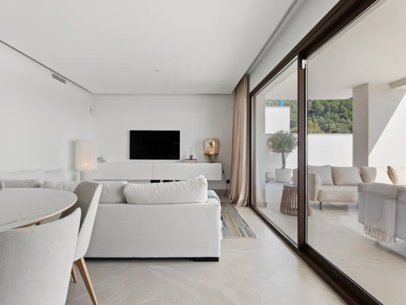 Apartment - Middle Floor Apartment в продаже в Istán, Málaga. В доме 3 спален и 2 ванных комнат. Площадь дома 203 м²