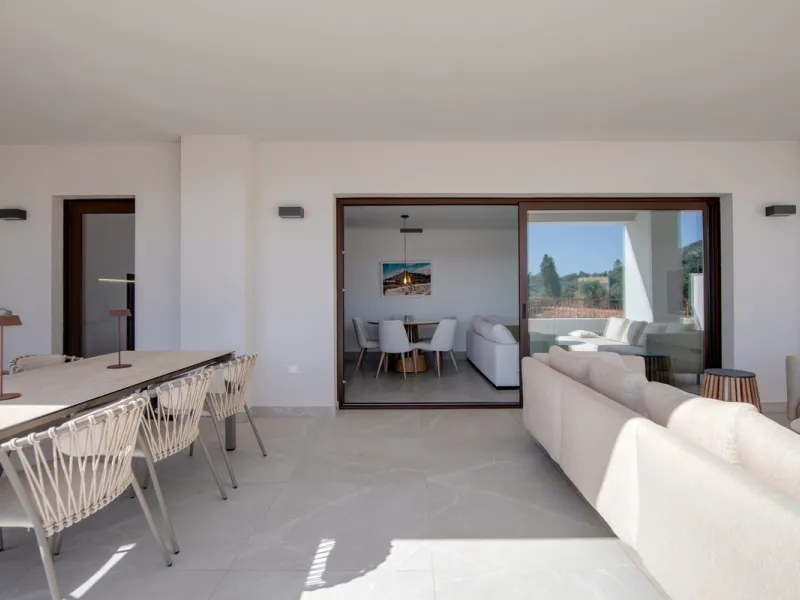 Apartment - Middle Floor Apartment в продаже в Istán, Málaga. В доме 3 спален и 2 ванных комнат. Площадь дома 203 м²