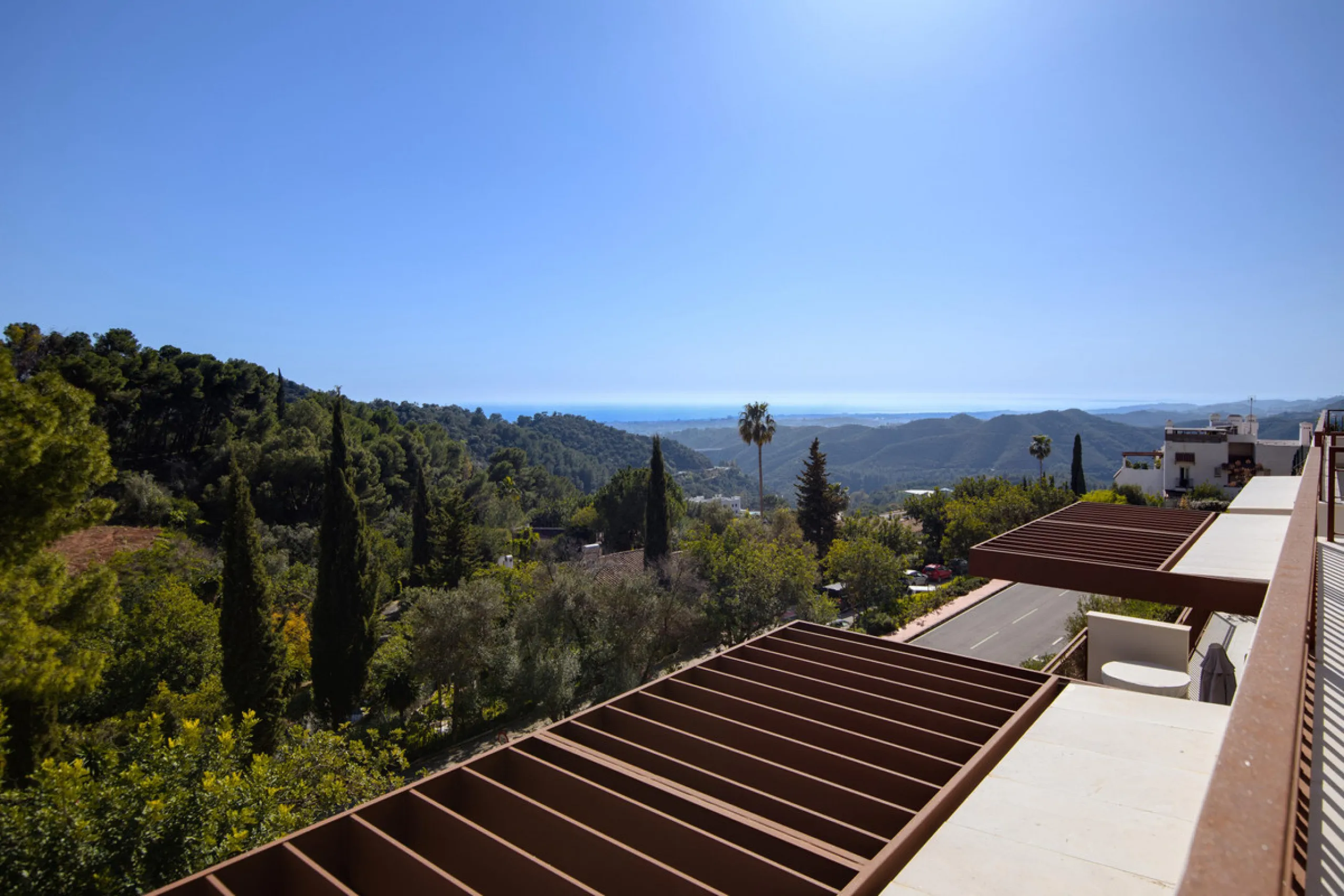 Apartment - Middle Floor Apartment в продаже в Istán, Málaga. В доме 3 спален и 2 ванных комнат. Площадь дома 203 м²
