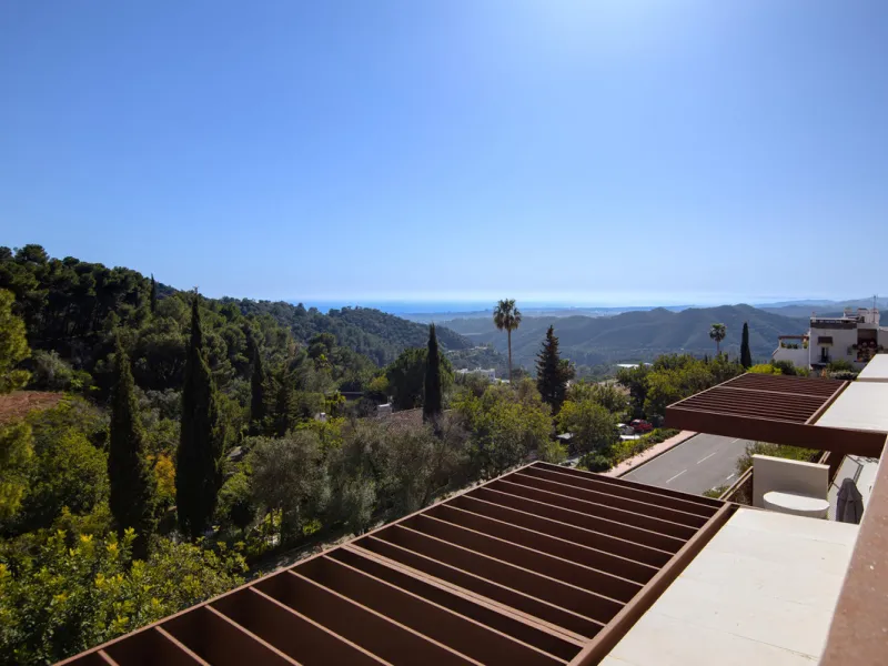 Apartment - Middle Floor Apartment в продаже в Istán, Málaga. В доме 3 спален и 2 ванных комнат. Площадь дома 203 м²