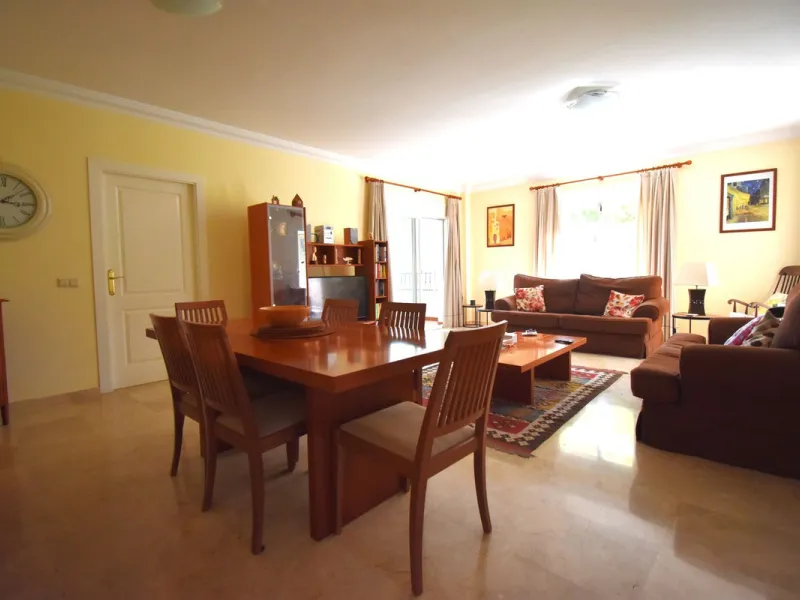 Welcome to your own piece of heaven in the popular La Cala Hills urbanisation.  New to the market located on an elevated ground floor unit in a luxury apartment block walking to local amenities and public transport and just 10 minutes by car you will arri