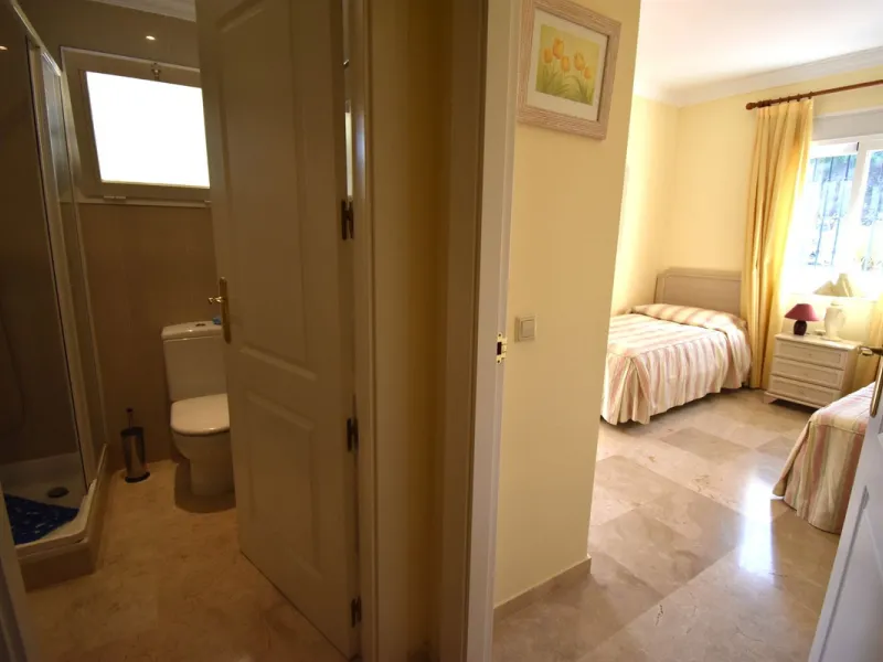 Welcome to your own piece of heaven in the popular La Cala Hills urbanisation.  New to the market located on an elevated ground floor unit in a luxury apartment block walking to local amenities and public transport and just 10 minutes by car you will arri
