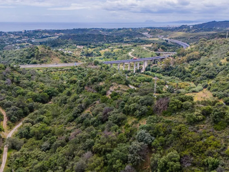 EXCLUSIVE 31,000 m² AGRICULTURAL PLOT – ESTEPONA / SAN PEDRO