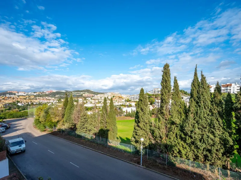 Townhouse with Golf Views in Riviera del Sol