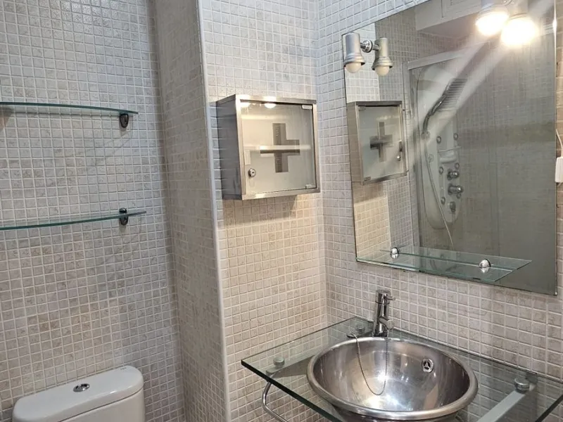 Apartment - Middle Floor Apartment в продаже в Marbella, Málaga. В доме 1 спален и 1 ванных комнат. Площадь дома 50 м²