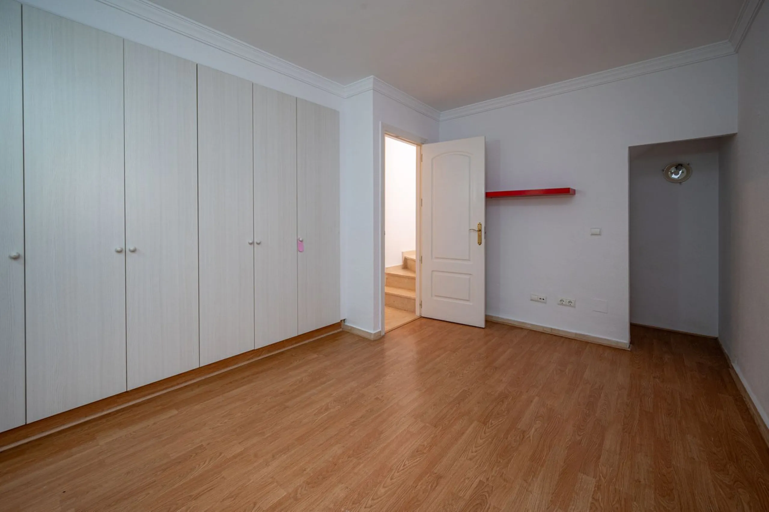 House - Townhouse в продаже в Mijas, Málaga. В доме 3 спален и 2 ванных комнат. Площадь дома 188 м²