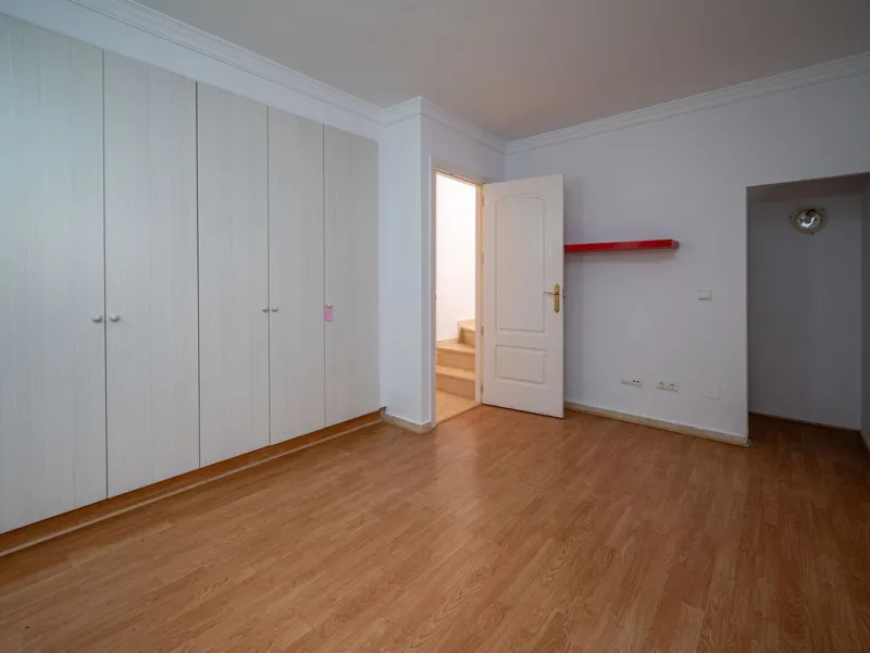 House - Townhouse в продаже в Mijas, Málaga. В доме 3 спален и 2 ванных комнат. Площадь дома 188 м²