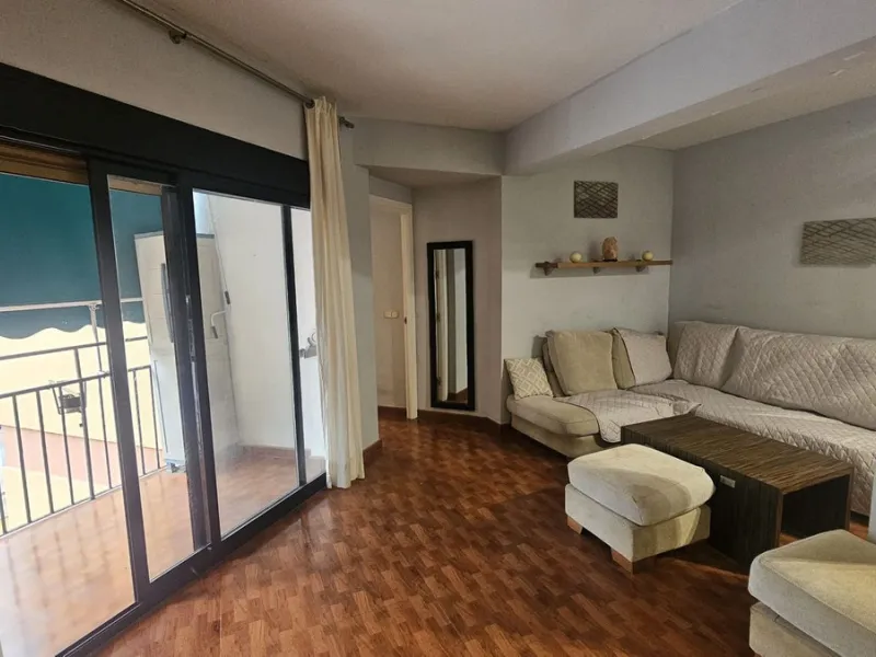 Apartment - Middle Floor Apartment в продаже в Marbella, Málaga. В доме 1 спален и 1 ванных комнат. Площадь дома 50 м²
