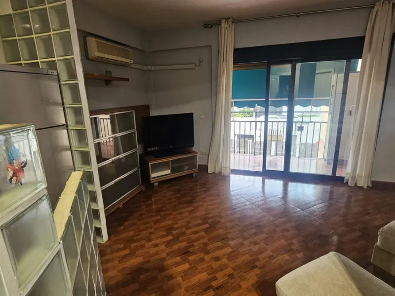 Apartment - Middle Floor Apartment в продаже в Marbella, Málaga. В доме 1 спален и 1 ванных комнат. Площадь дома 50 м²