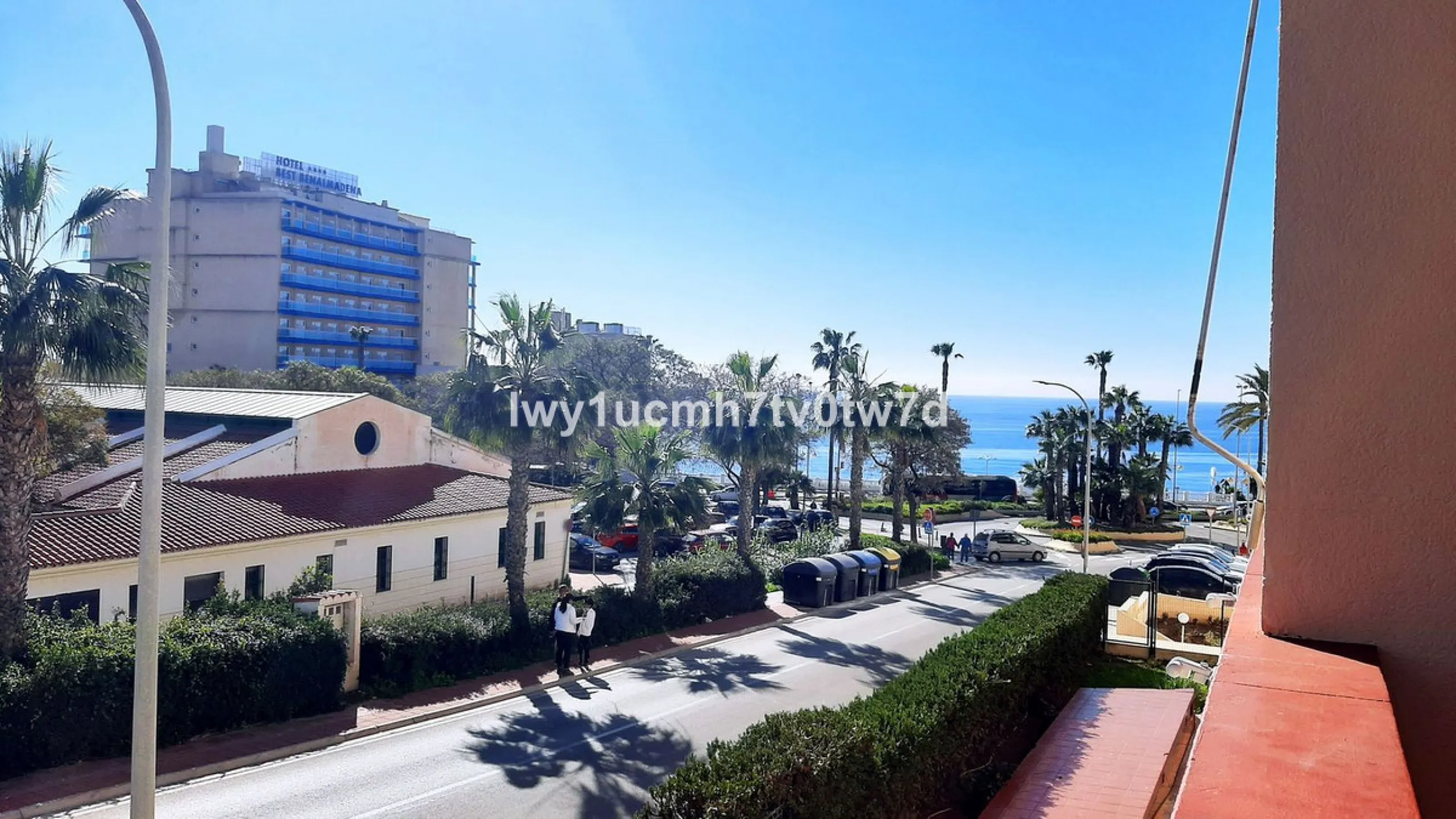 Superb 2-bedroom flat 150 metres from the sea, with sea views and tourist licence in one of the most exclusive areas of Benalmádena Costa, Hacienda Torrequebrada!