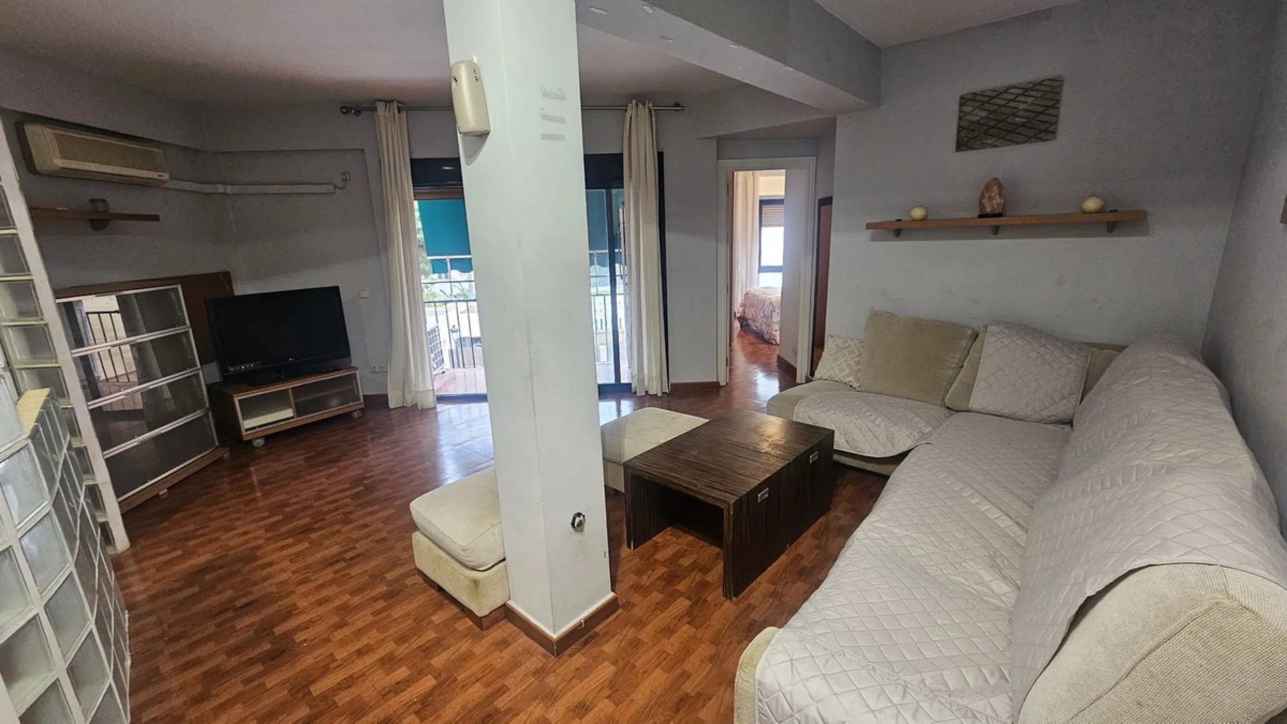 Apartment - Middle Floor Apartment в продаже в Marbella, Málaga. В доме 1 спален и 1 ванных комнат. Площадь дома 50 м²
