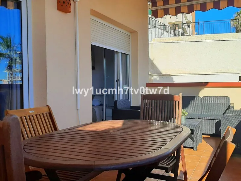 Superb 2-bedroom flat 150 metres from the sea, with sea views and tourist licence in one of the most exclusive areas of Benalmádena Costa, Hacienda Torrequebrada!