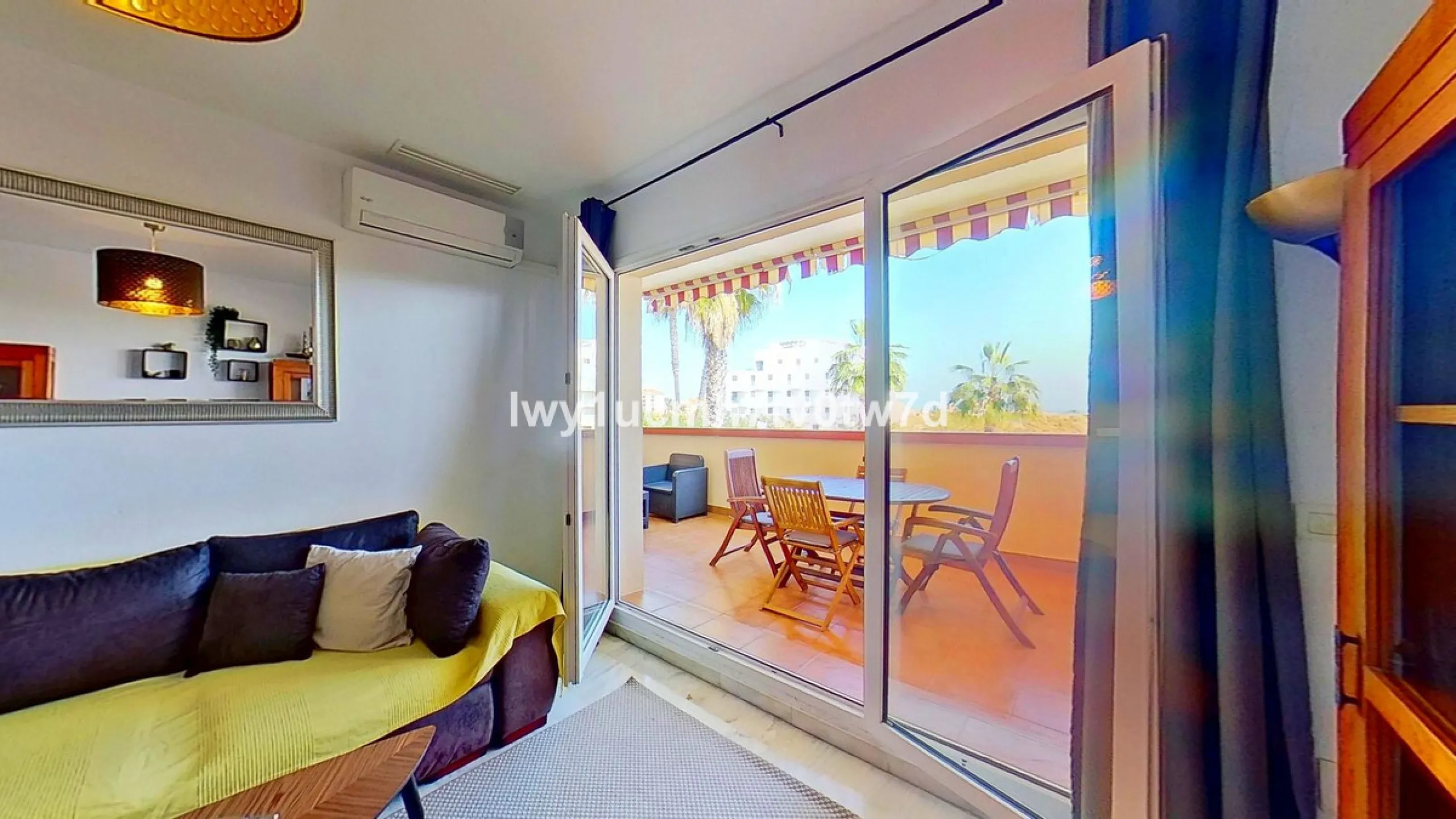 Superb 2-bedroom flat 150 metres from the sea, with sea views and tourist licence in one of the most exclusive areas of Benalmádena Costa, Hacienda Torrequebrada!