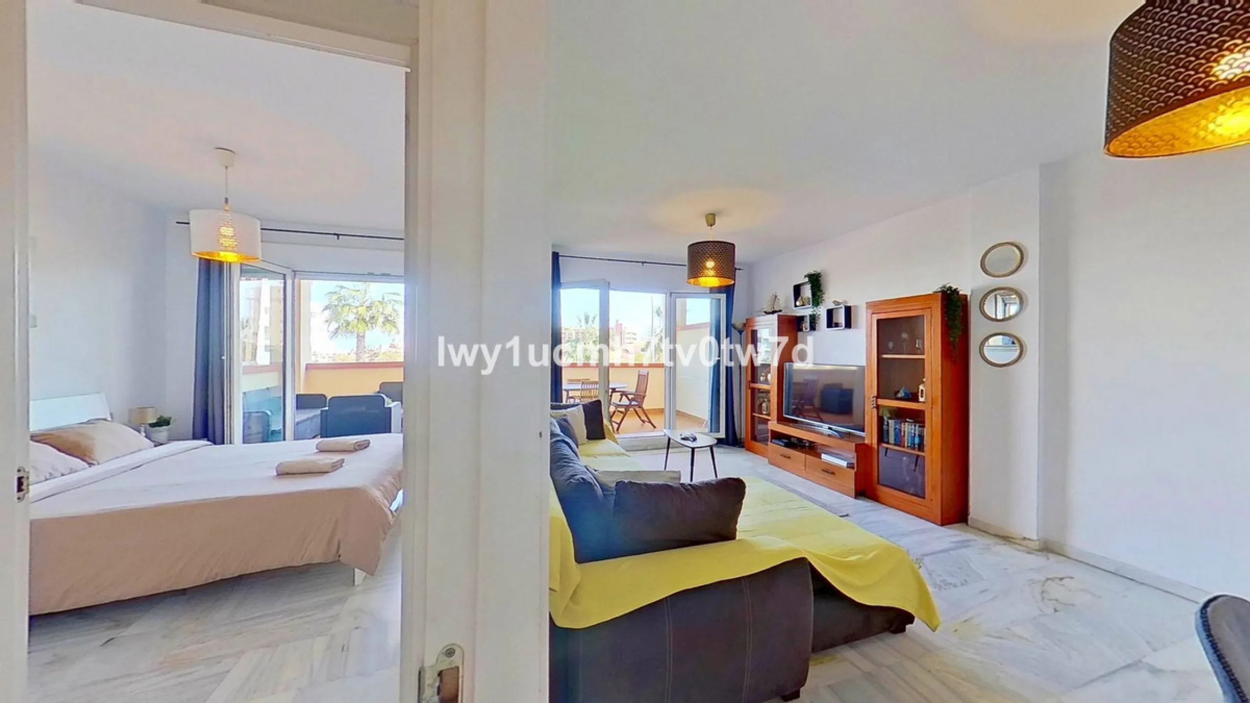 Superb 2-bedroom flat 150 metres from the sea, with sea views and tourist licence in one of the most exclusive areas of Benalmádena Costa, Hacienda Torrequebrada!