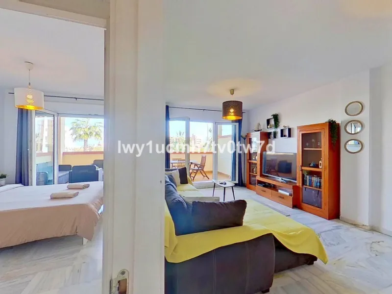 Superb 2-bedroom flat 150 metres from the sea, with sea views and tourist licence in one of the most exclusive areas of Benalmádena Costa, Hacienda Torrequebrada!