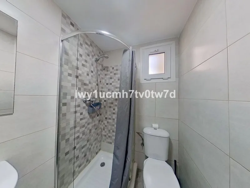 Superb 2-bedroom flat 150 metres from the sea, with sea views and tourist licence in one of the most exclusive areas of Benalmádena Costa, Hacienda Torrequebrada!