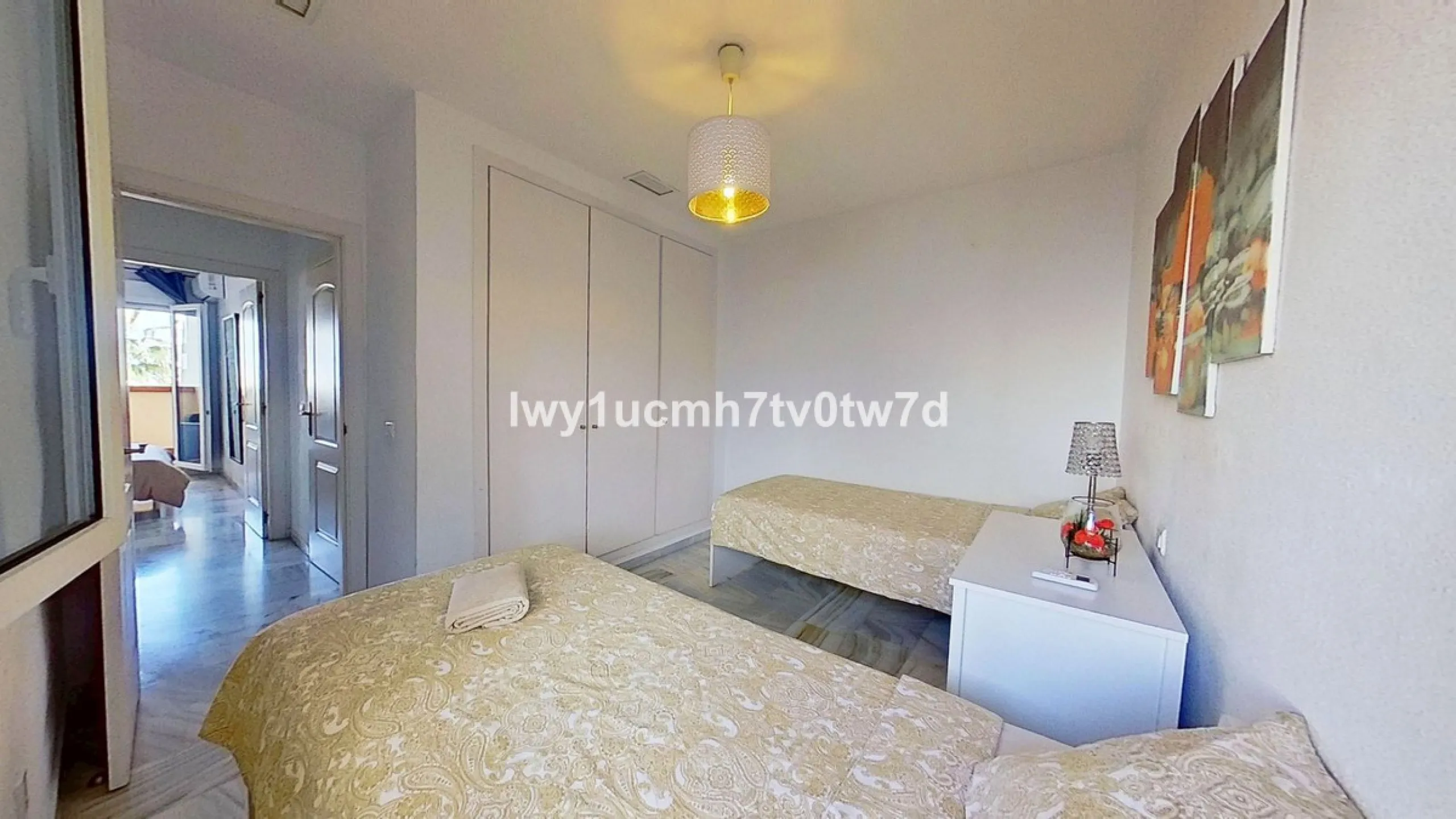 Superb 2-bedroom flat 150 metres from the sea, with sea views and tourist licence in one of the most exclusive areas of Benalmádena Costa, Hacienda Torrequebrada!