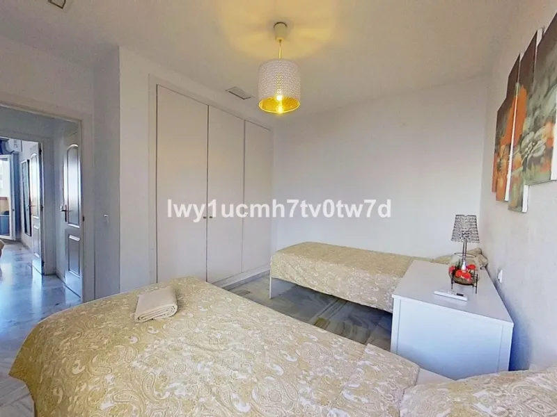 Superb 2-bedroom flat 150 metres from the sea, with sea views and tourist licence in one of the most exclusive areas of Benalmádena Costa, Hacienda Torrequebrada!