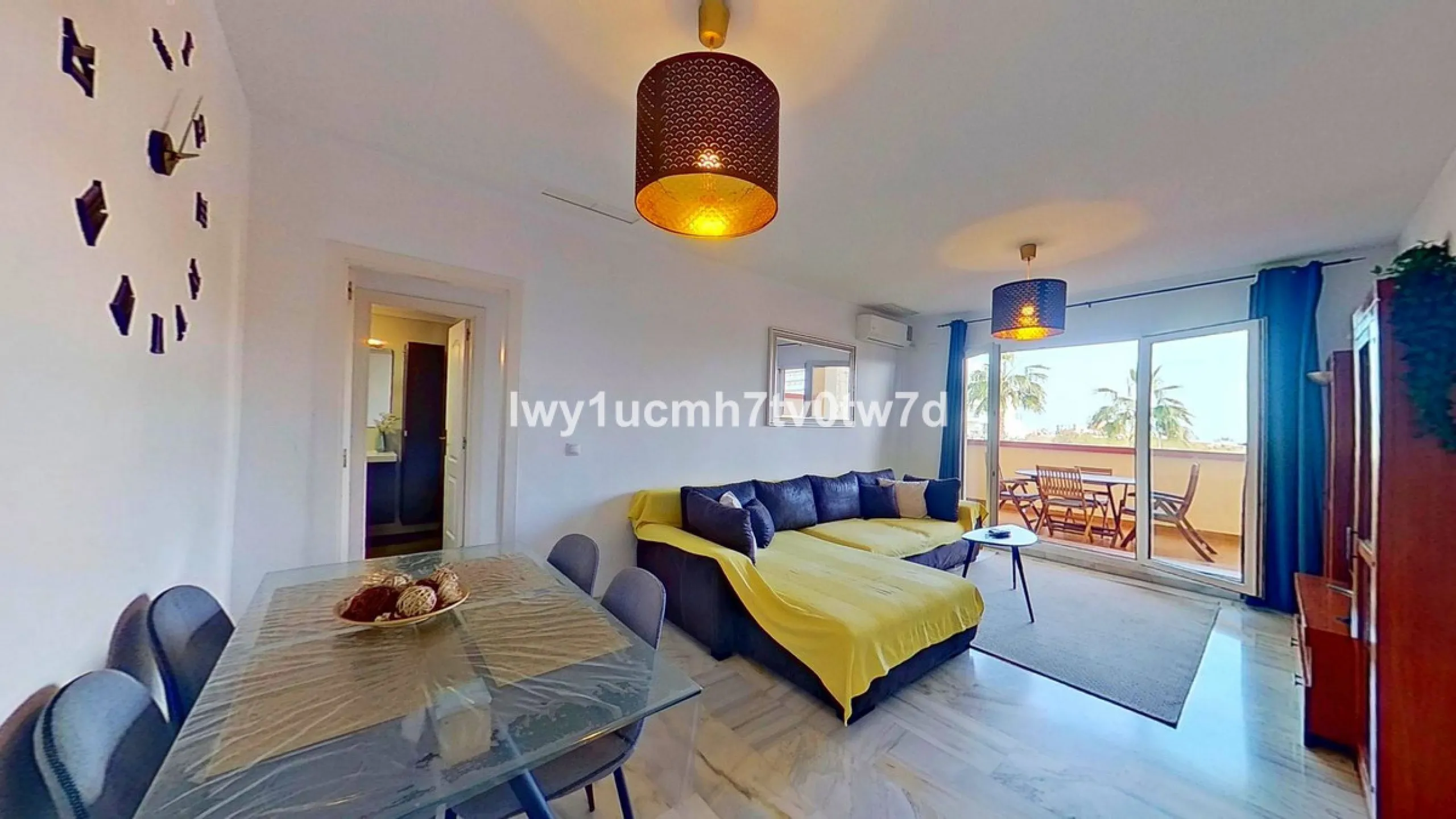 Superb 2-bedroom flat 150 metres from the sea, with sea views and tourist licence in one of the most exclusive areas of Benalmádena Costa, Hacienda Torrequebrada!