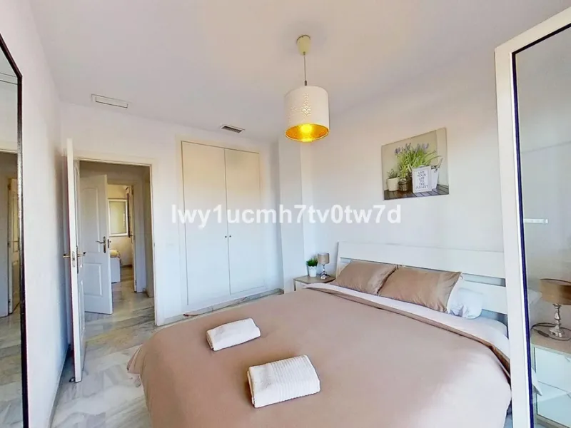 Superb 2-bedroom flat 150 metres from the sea, with sea views and tourist licence in one of the most exclusive areas of Benalmádena Costa, Hacienda Torrequebrada!
