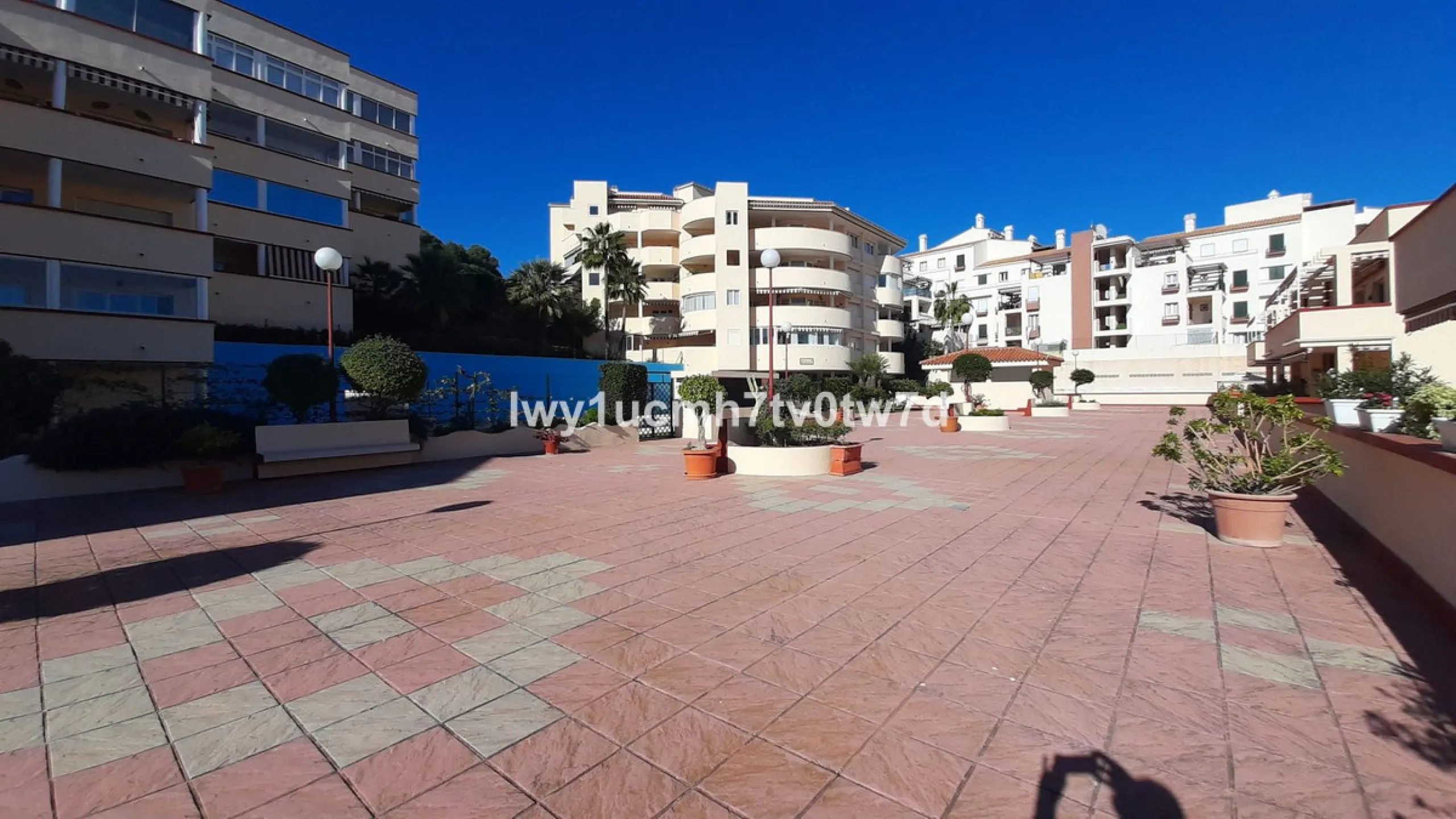 Superb 2-bedroom flat 150 metres from the sea, with sea views and tourist licence in one of the most exclusive areas of Benalmádena Costa, Hacienda Torrequebrada!