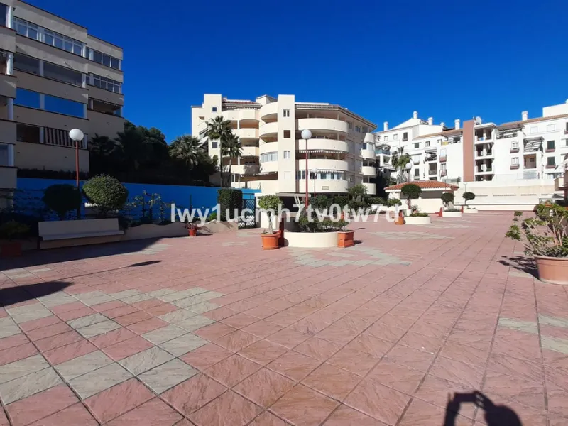 Superb 2-bedroom flat 150 metres from the sea, with sea views and tourist licence in one of the most exclusive areas of Benalmádena Costa, Hacienda Torrequebrada!