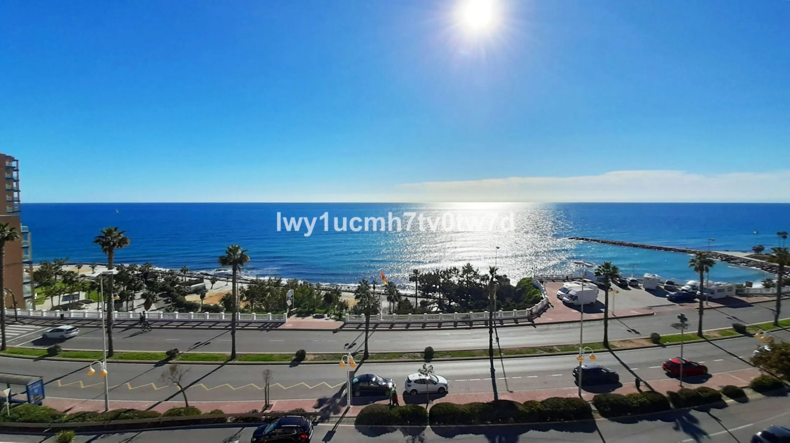 Superb 2-bedroom flat 150 metres from the sea, with sea views and tourist licence in one of the most exclusive areas of Benalmádena Costa, Hacienda Torrequebrada!