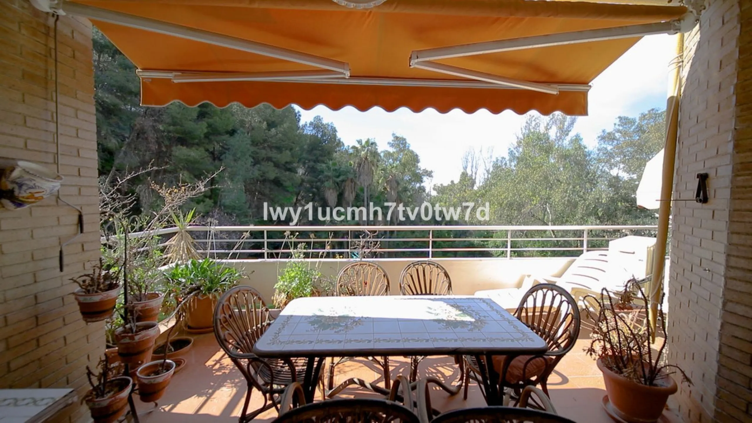 Apartment - Middle Floor Apartment в продаже в Málaga, Málaga. В доме 4 спален и 2 ванных комнат. Площадь дома 160 м²