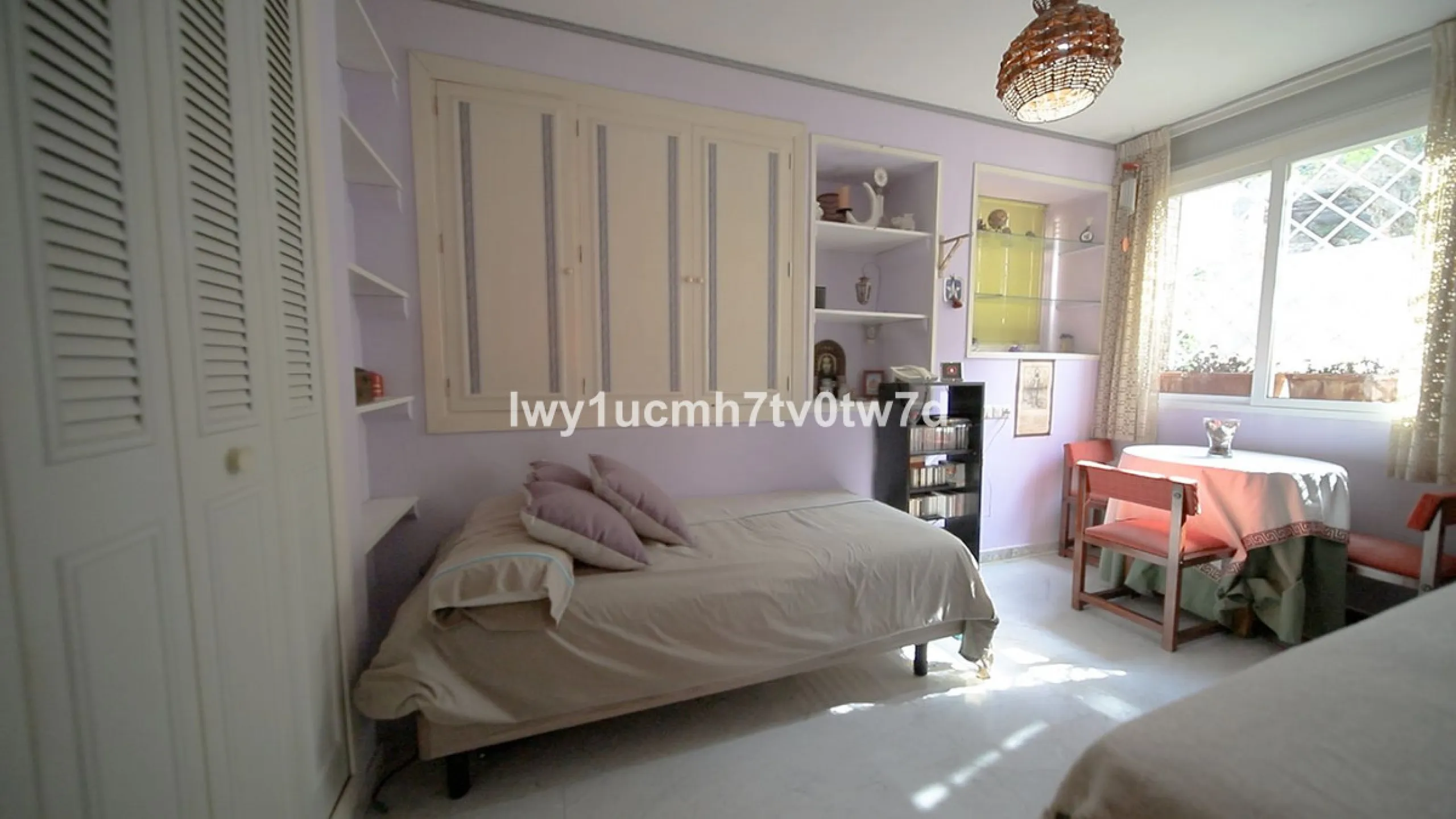 Apartment - Middle Floor Apartment в продаже в Málaga, Málaga. В доме 4 спален и 2 ванных комнат. Площадь дома 160 м²