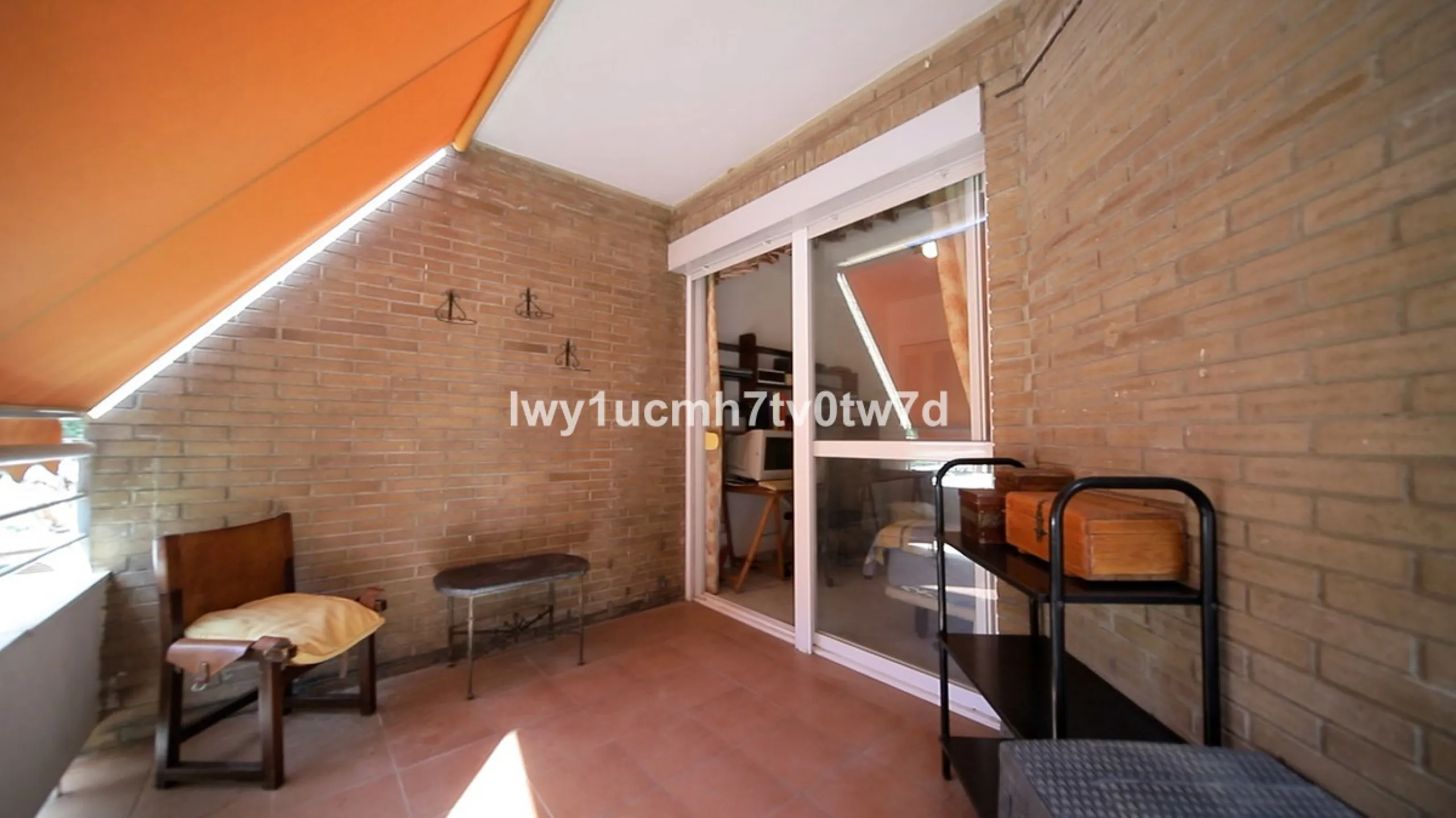 Apartment - Middle Floor Apartment в продаже в Málaga, Málaga. В доме 4 спален и 2 ванных комнат. Площадь дома 160 м²