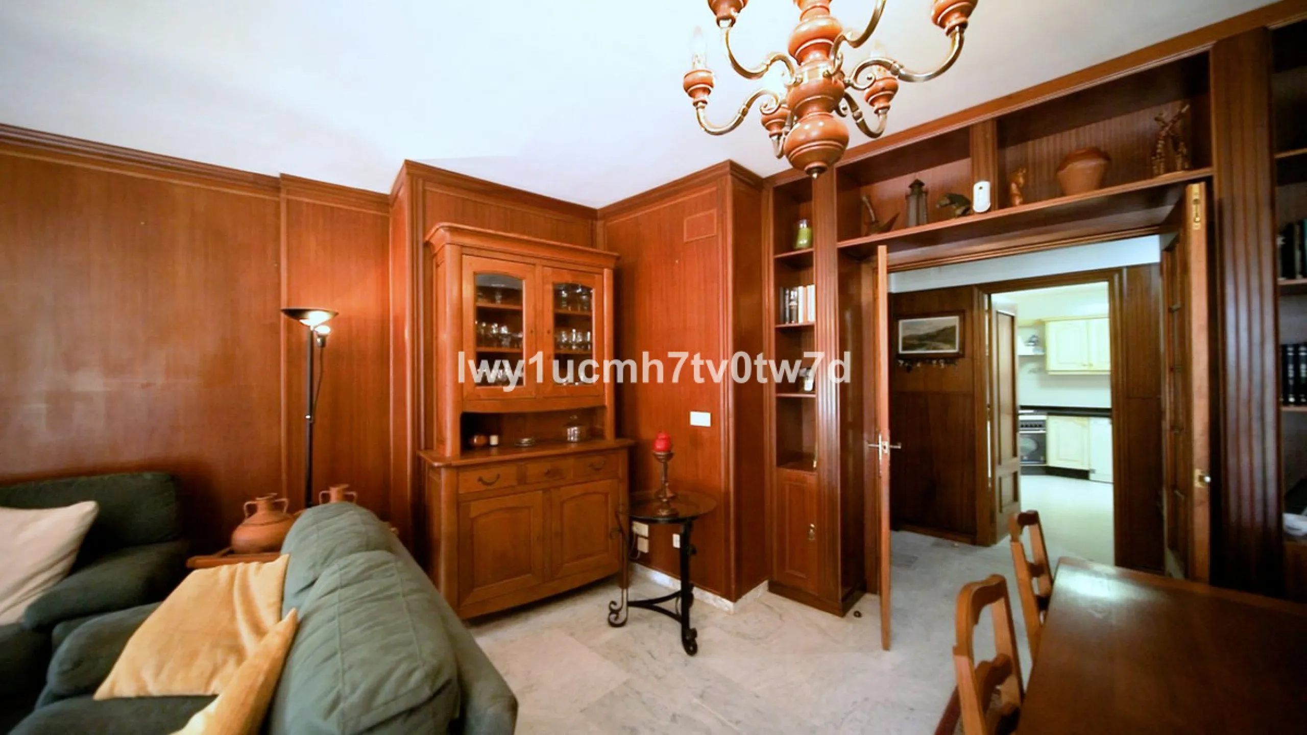 Apartment - Middle Floor Apartment в продаже в Málaga, Málaga. В доме 4 спален и 2 ванных комнат. Площадь дома 160 м²