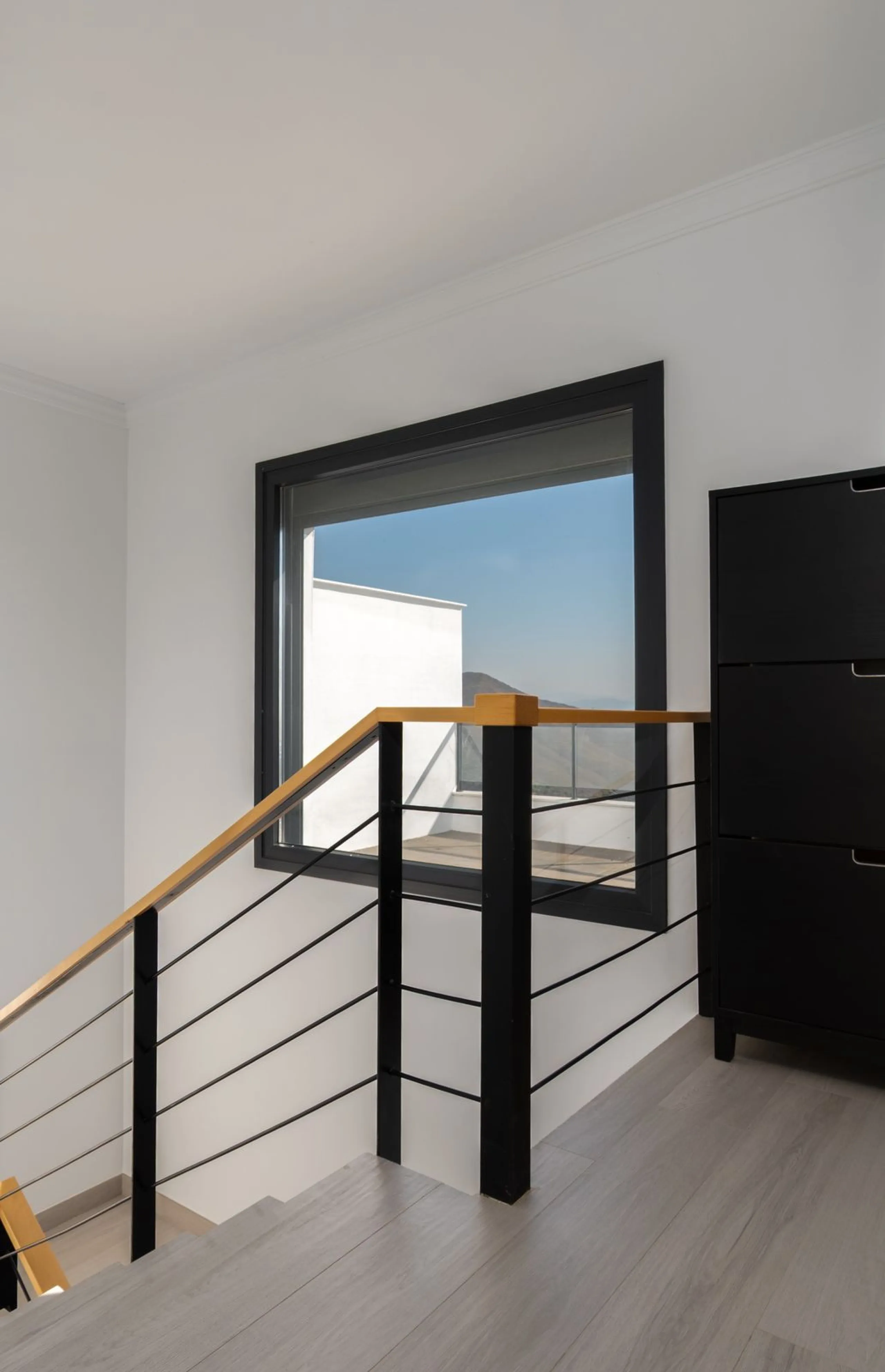 Corner townhouse with panoramic views in La Mairena, Marbella East