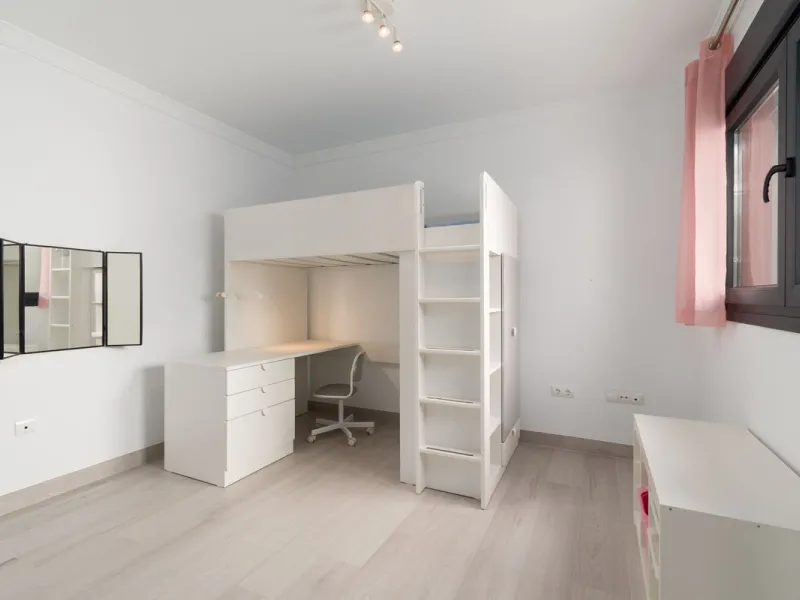 Corner townhouse with panoramic views in La Mairena, Marbella East