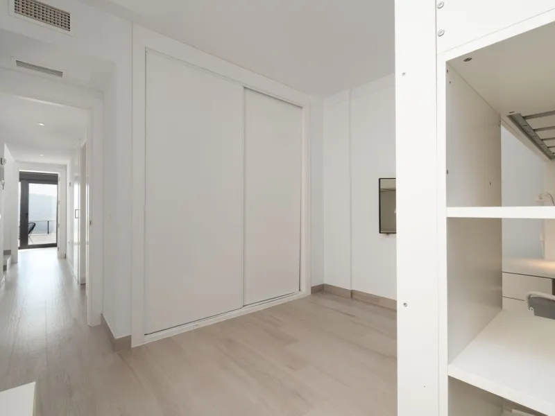 Corner townhouse with panoramic views in La Mairena, Marbella East