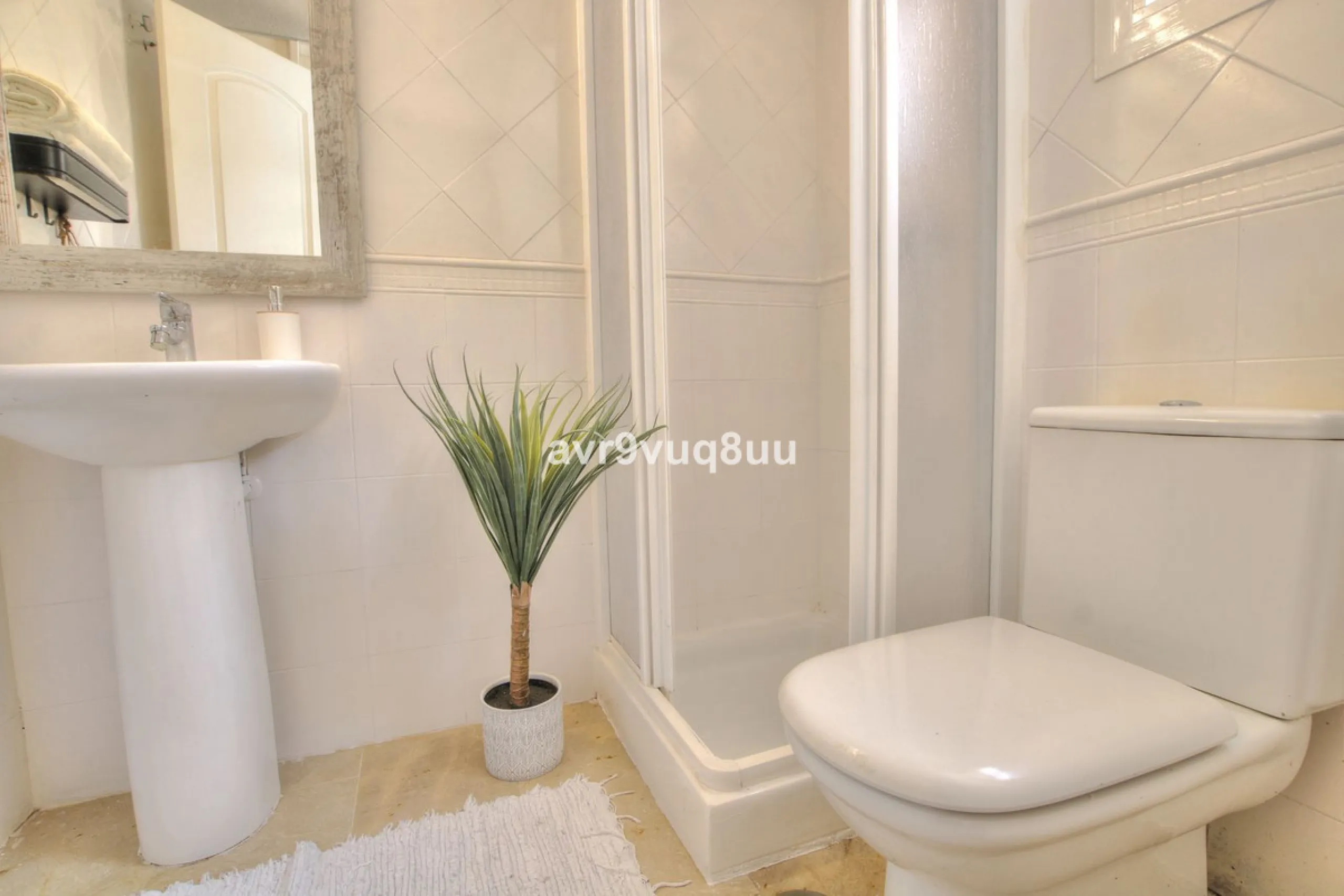 A very comfortable home located in the well established urbanisation of Mijas Golf. This spacious house has bright spacious rooms throughout including, on the top floor, a brand new open plan kitchen, lovely lounge diner with fireplace plus a large bedroo
