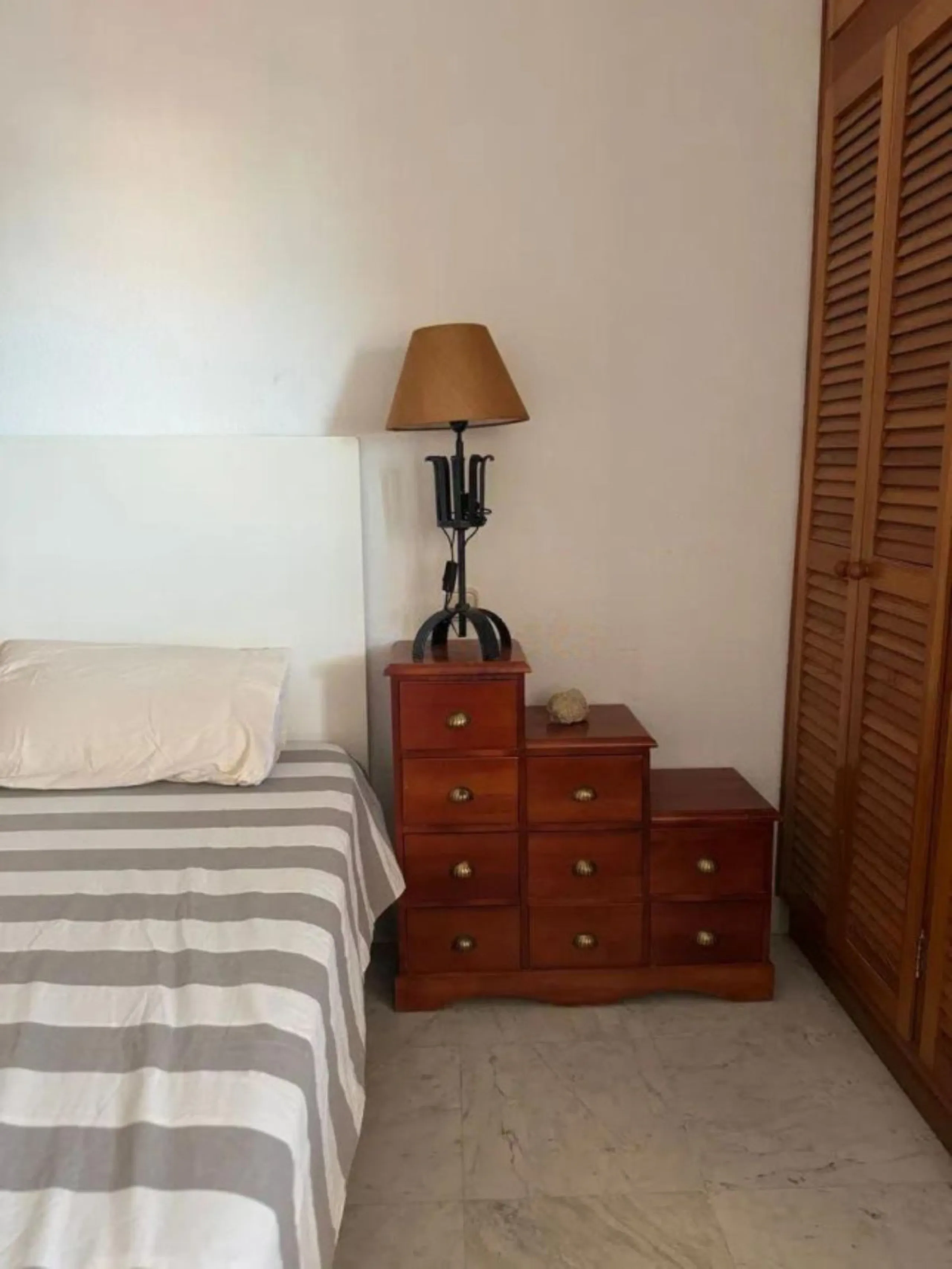 Апартамент средний этаж, Puerto Banús, Costa del Sol