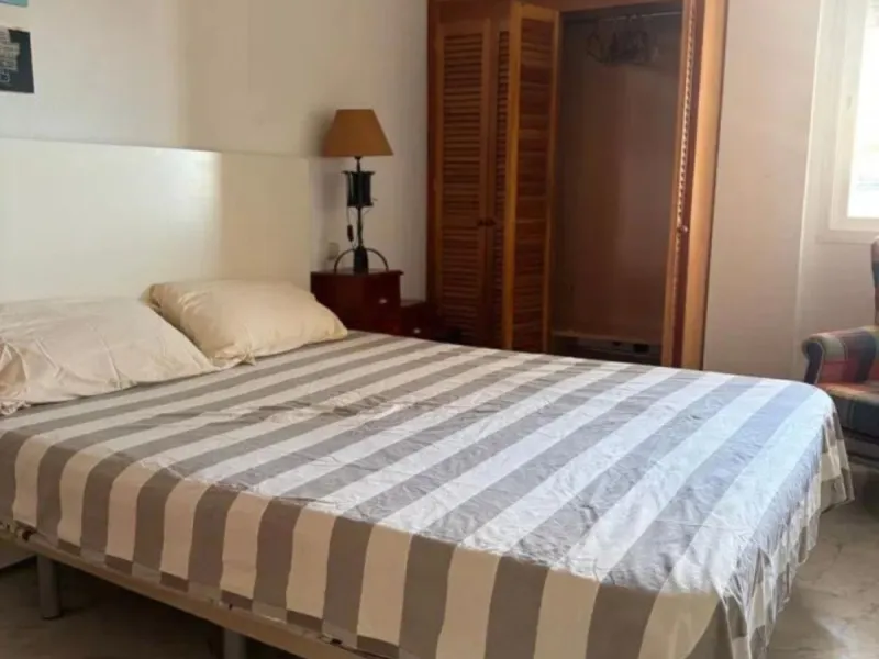Апартамент средний этаж, Puerto Banús, Costa del Sol