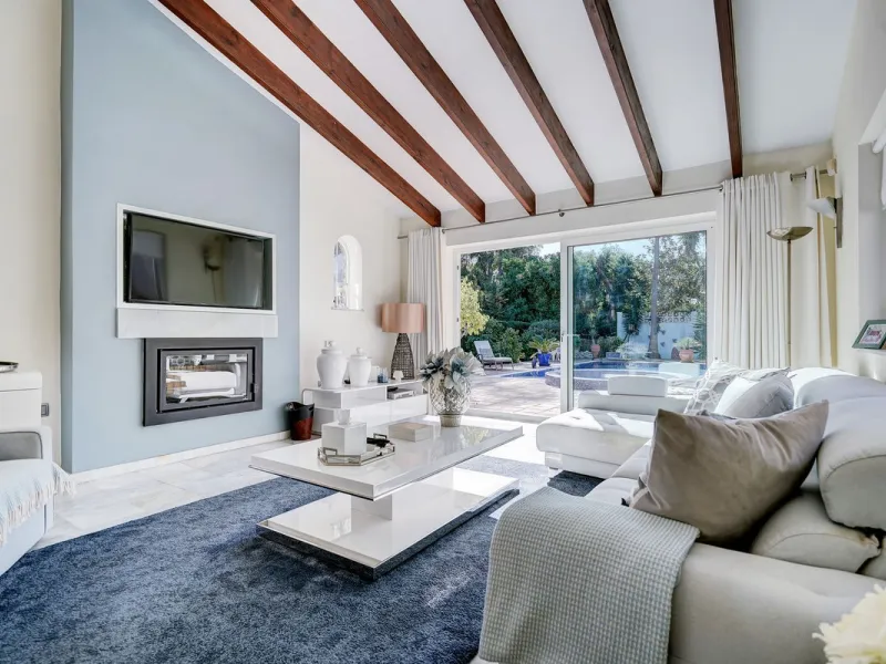 Luxury One Level Villa in Lower Calahonda Walking Distance to Beach