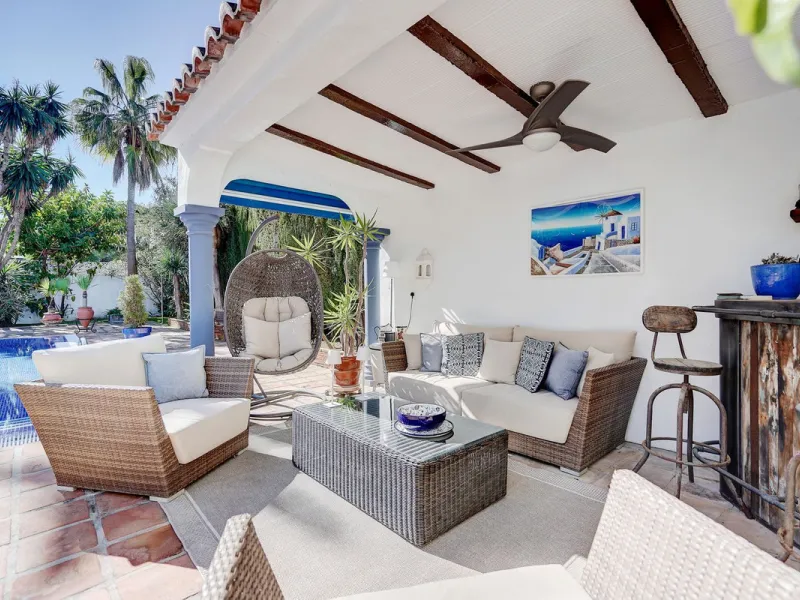 Luxury One Level Villa in Lower Calahonda Walking Distance to Beach
