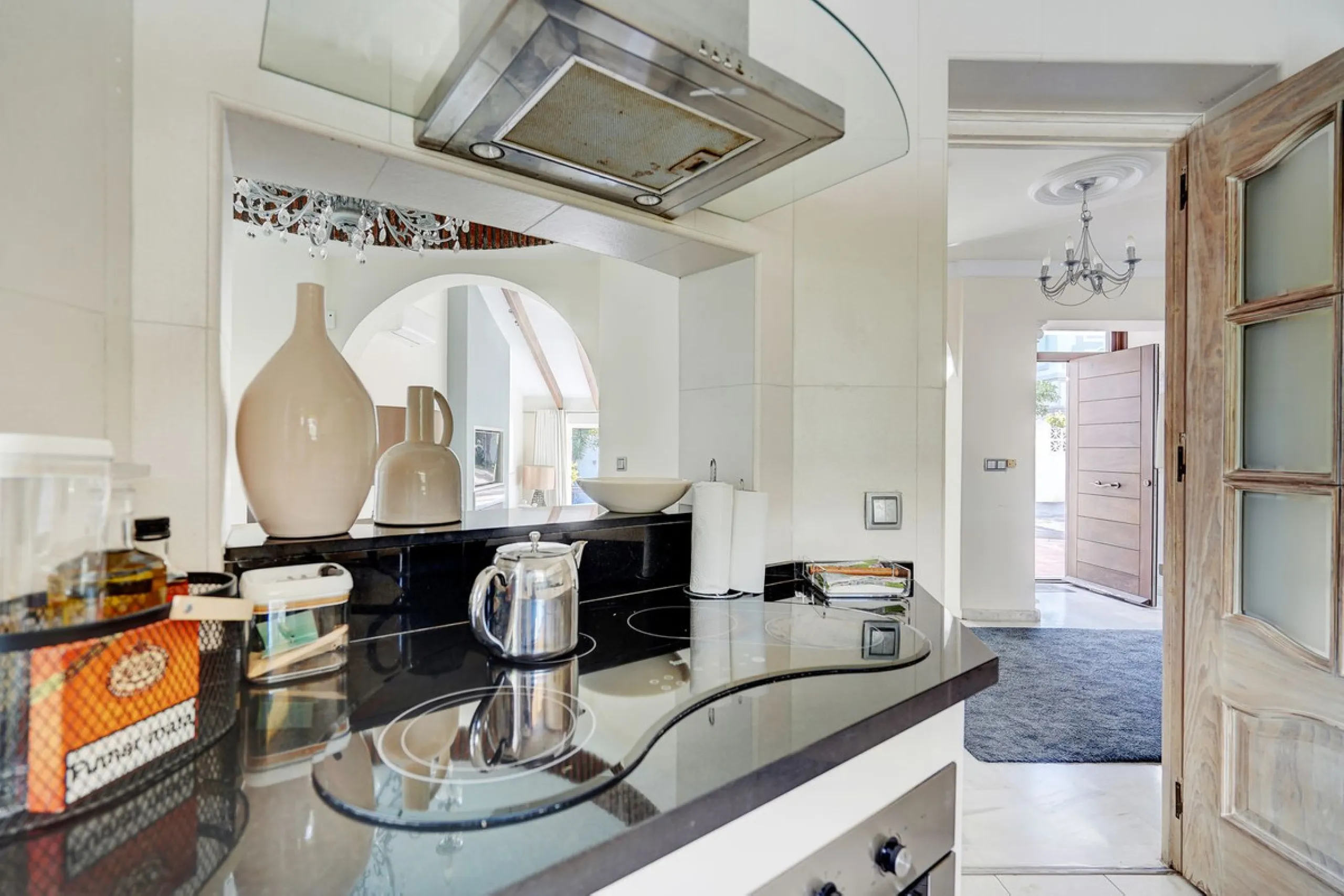 Luxury One Level Villa in Lower Calahonda Walking Distance to Beach