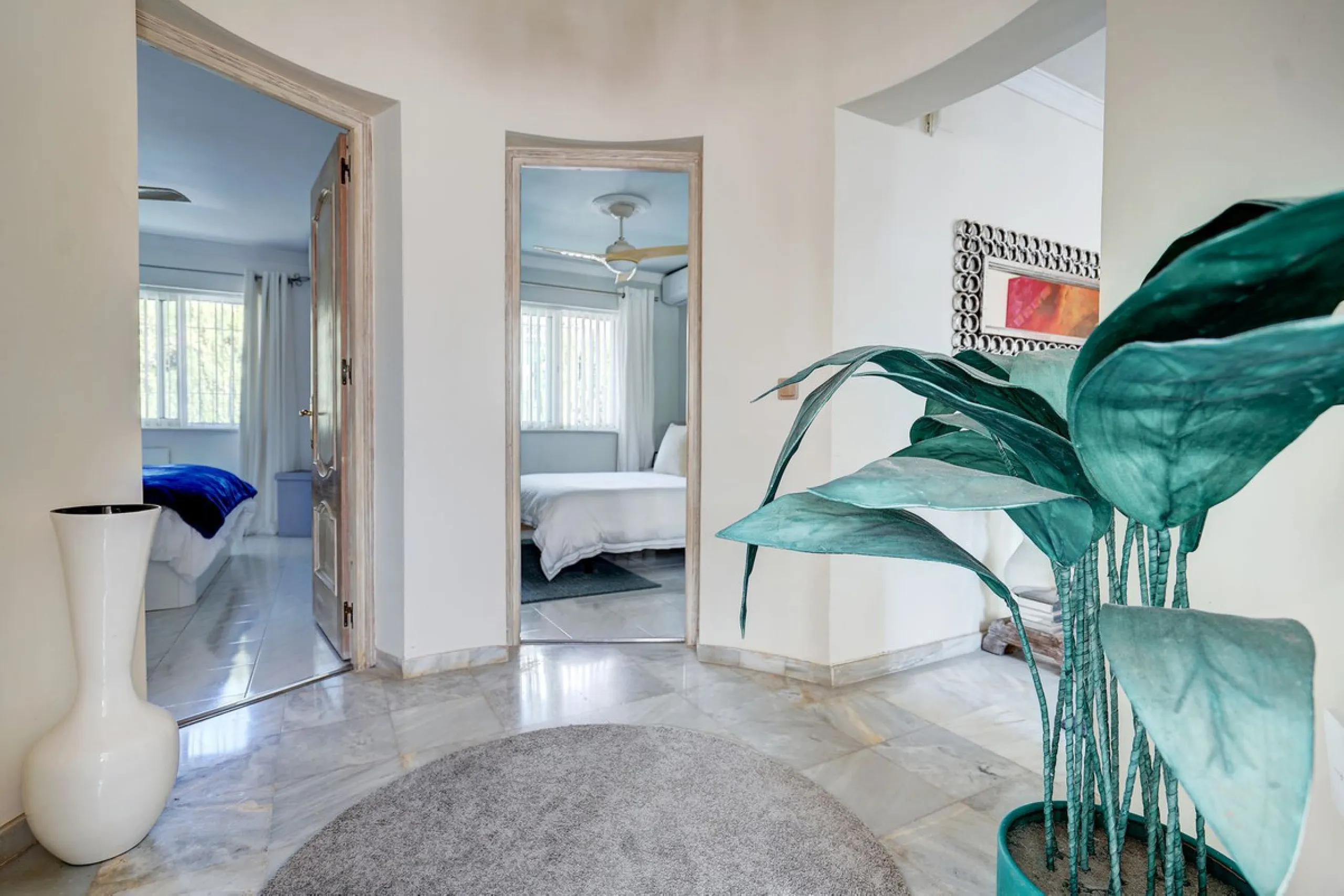 Luxury One Level Villa in Lower Calahonda Walking Distance to Beach