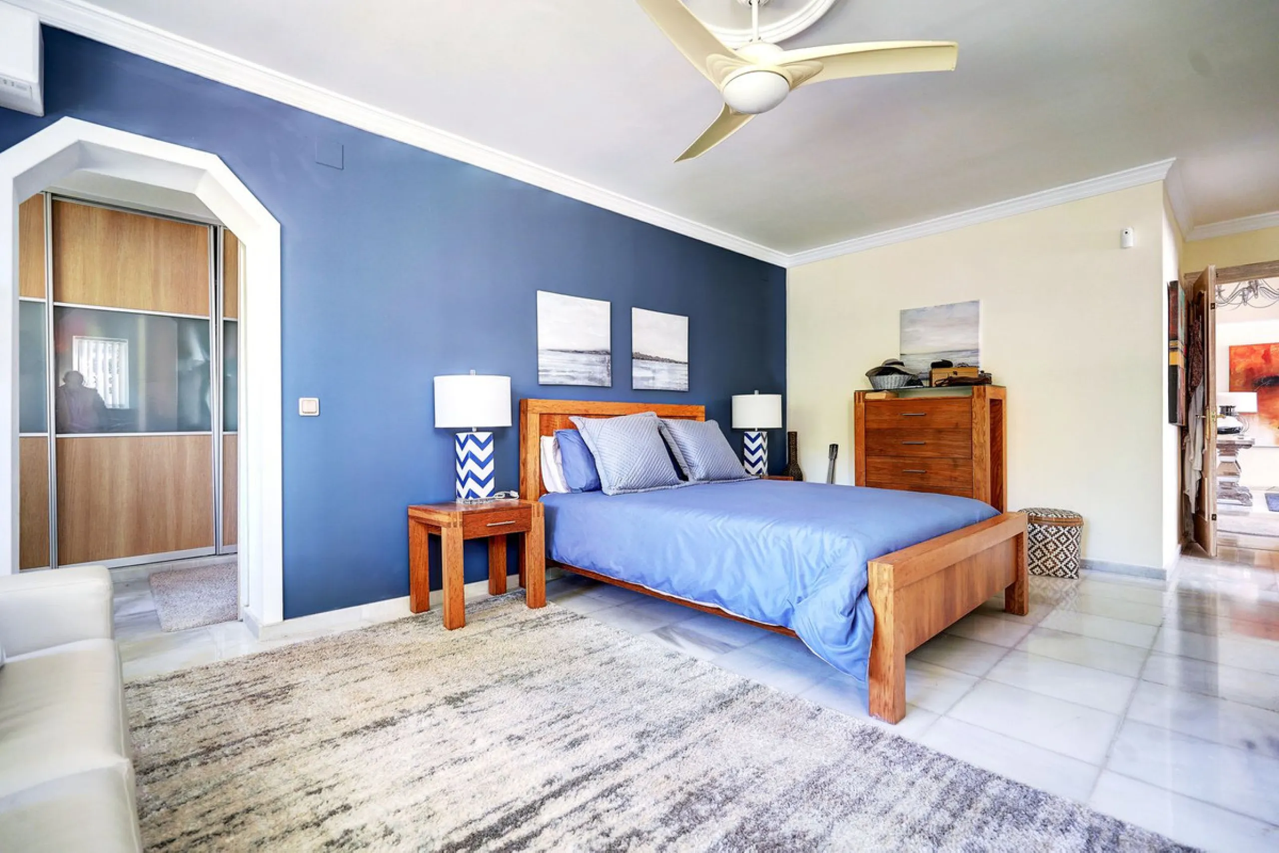 Luxury One Level Villa in Lower Calahonda Walking Distance to Beach