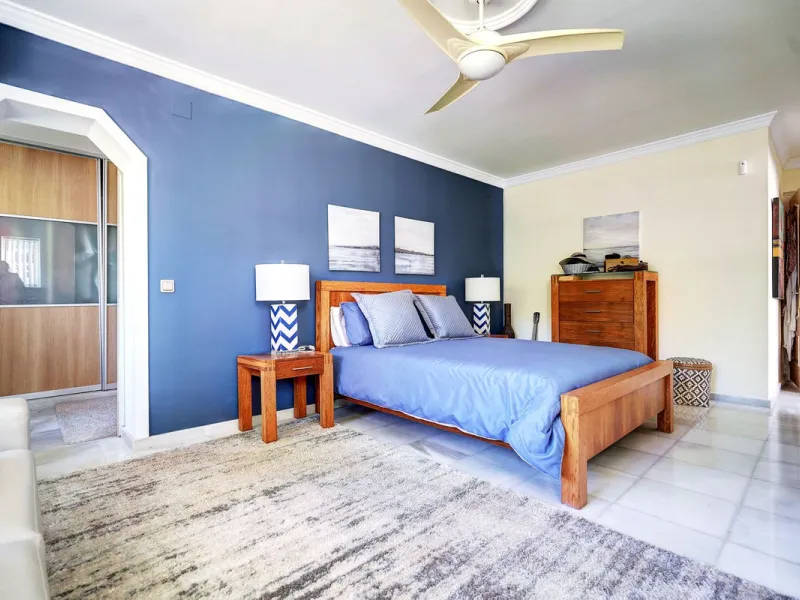 Luxury One Level Villa in Lower Calahonda Walking Distance to Beach